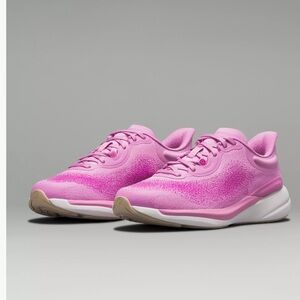 LULULEMON Chargefeel Workout Low 2 sneakers dahlia mauve -6.5-NIB!